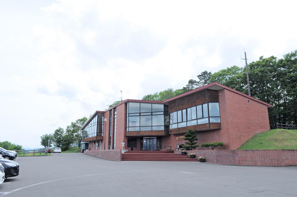 Hotel Sunfuraton Furano Exterior photo